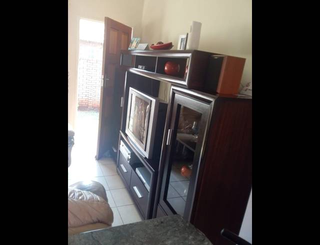 3 BEDROOM APARTMENT SOLD IN THE ORCHARDS